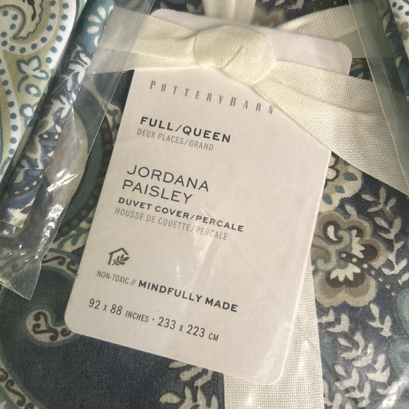 Pottery Barn Jordan’s paisley full/queen Duvet and 2 stand pillow shams BNWT - Picture 2 of 8